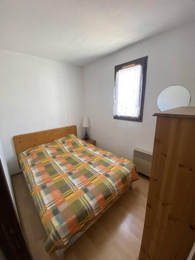 Appartement T3 Avec Terrasse Donnant Sur La Mer Sur Saint Pierre La Mer Esterno foto