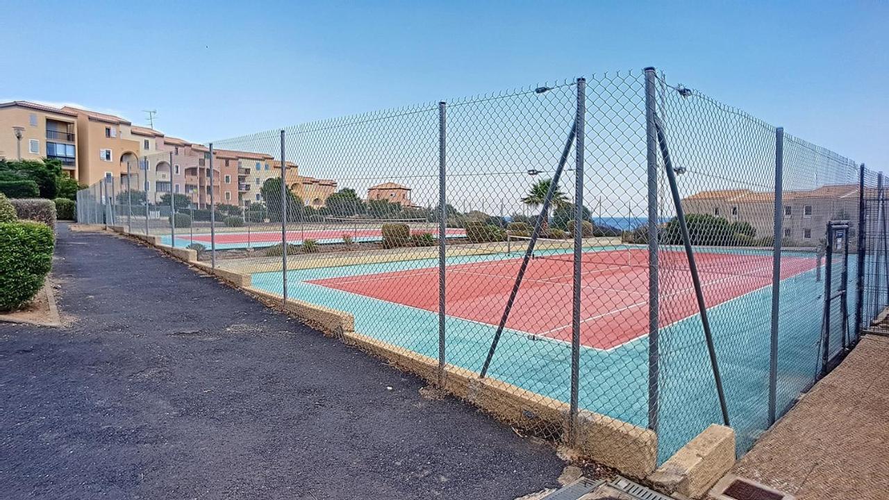 Appartement T3 Avec Terrasse Donnant Sur La Mer Sur Saint Pierre La Mer Esterno foto